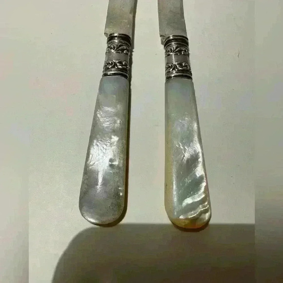 American Cutlery Co. Mother Of Pearl Handle Fruit Knives - Set of 2 - 6” - Picture 3 of 5